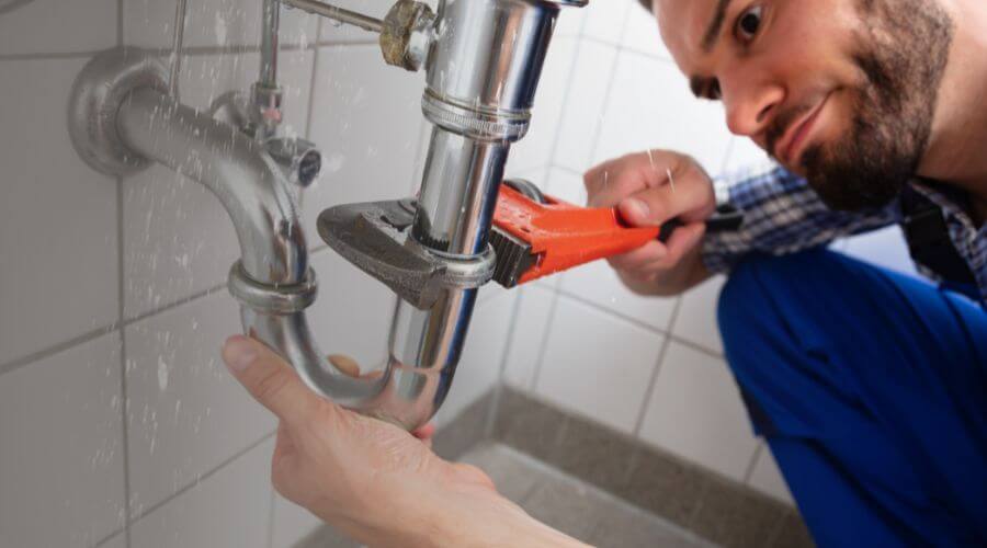 Professional same day plumber services in Colfax, IL